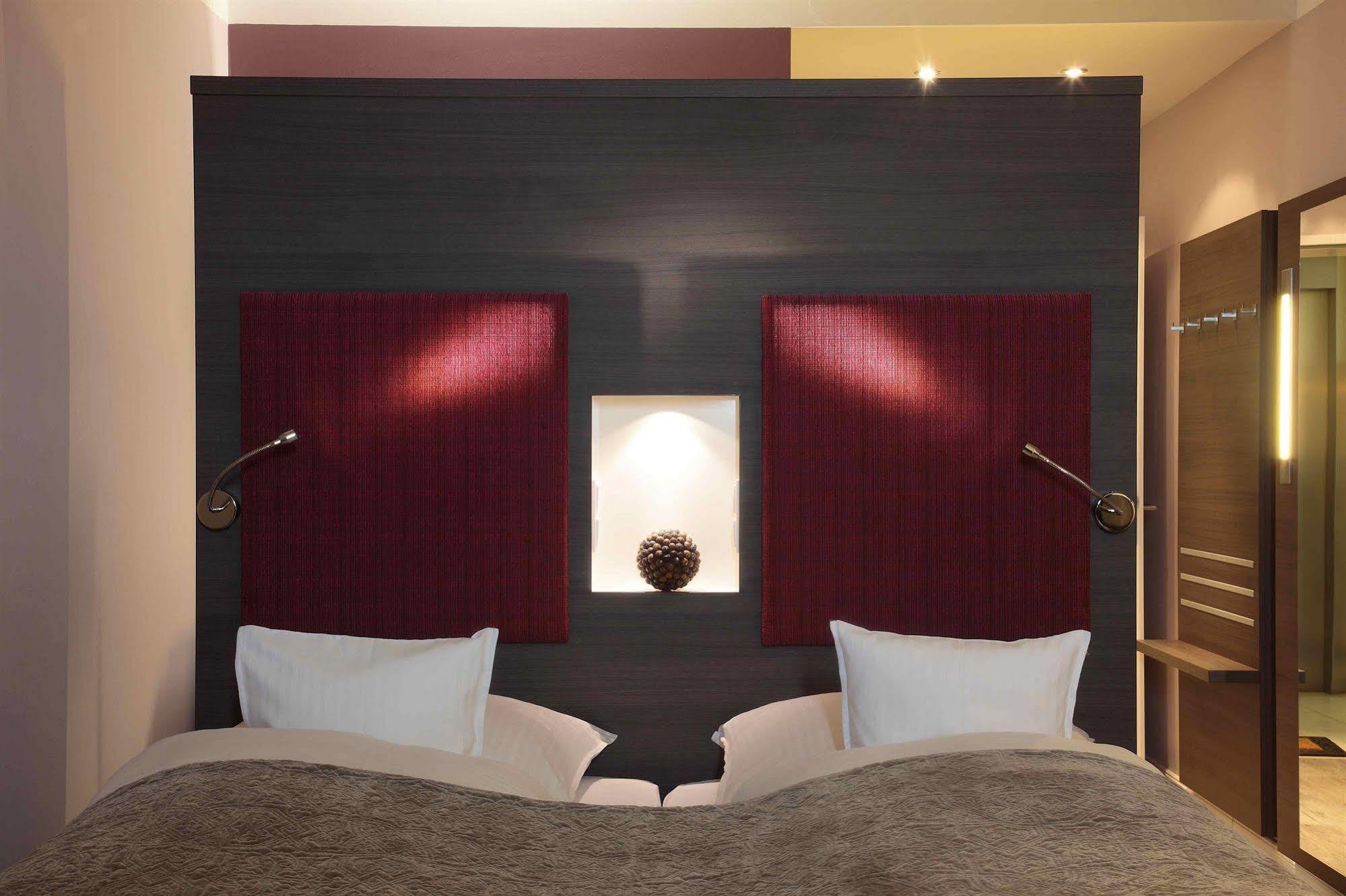 بيلزيرهاكين Romantik Seehotel Eichenhain المظهر الخارجي الصورة